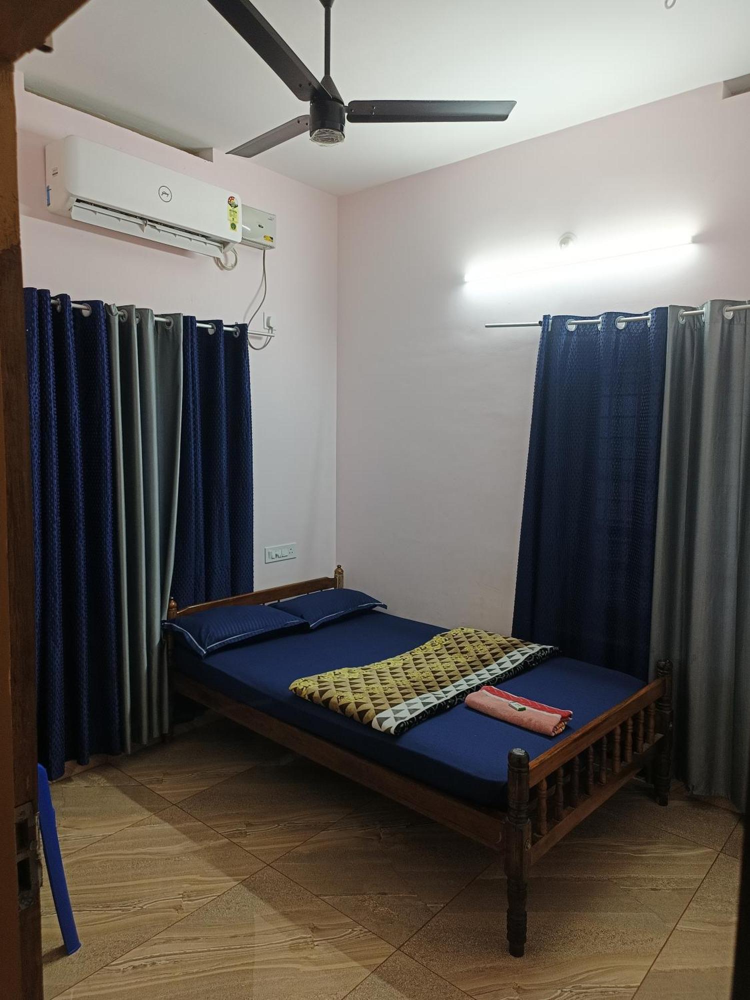 Epic Inn Villa Varkala With Kitchen Ruang foto